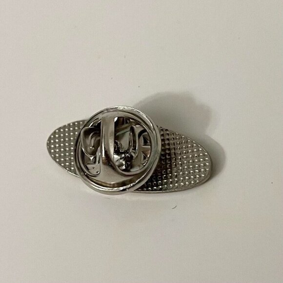 Peterbilt Trucks Logo Pin Advertising Logo Lapel - Picture 8 of 11